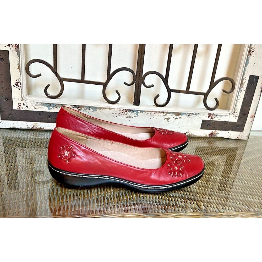 Hush Puppies Chili Pepper Lea Cuir Cayenne Size 8.5 Women’s Floral Flats New - Picture 5 of 9